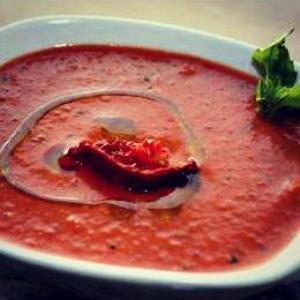 Cream of Roasted Pepper Tomato Soup - EVOO & Vin
